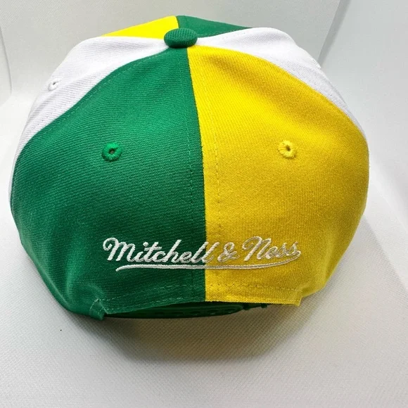 Boston Celtics Mitchell & Ness Pinwheel Limited Snapback Adult Hat - Picture 4 of 9